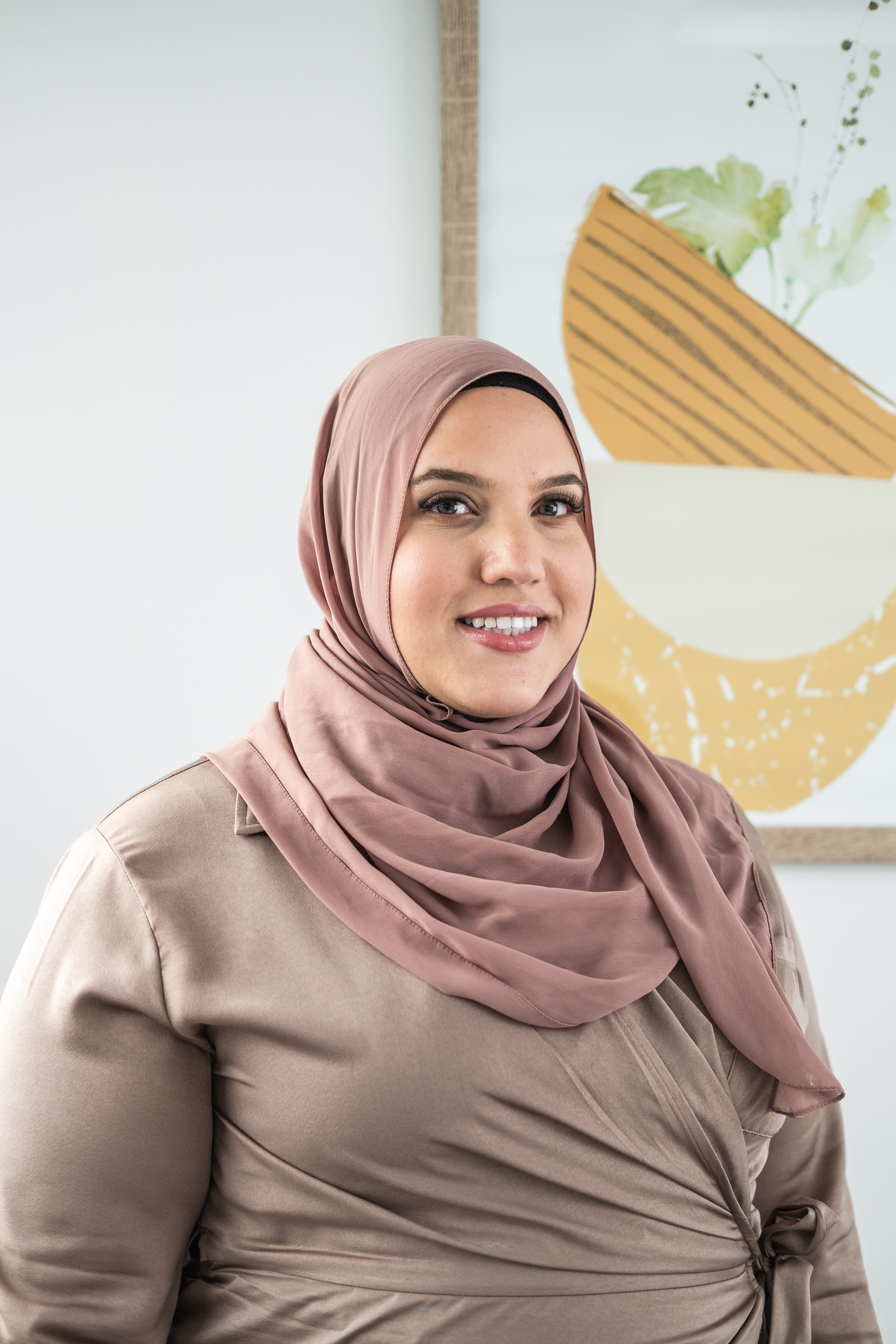 Amana Halawa — REGISTERED PSYCHOTHERAPIST